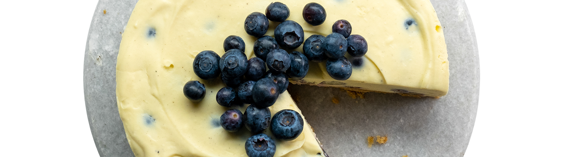Blueberry and White Chocolate Cheesecake